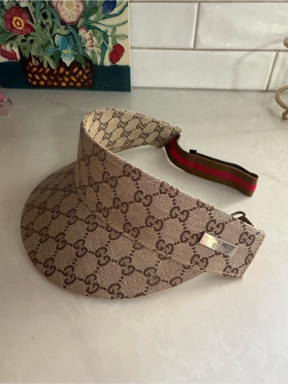 Gucci Beige/Brown GG Monogram Visor with Red-Green Web